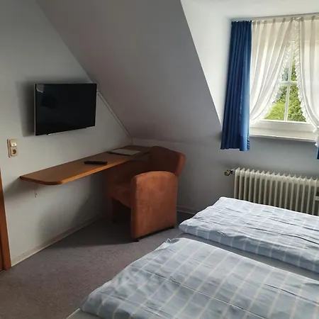 Gaestehaus Zum Weinberg Hotel Burg (Bernkastel-Wittlich)