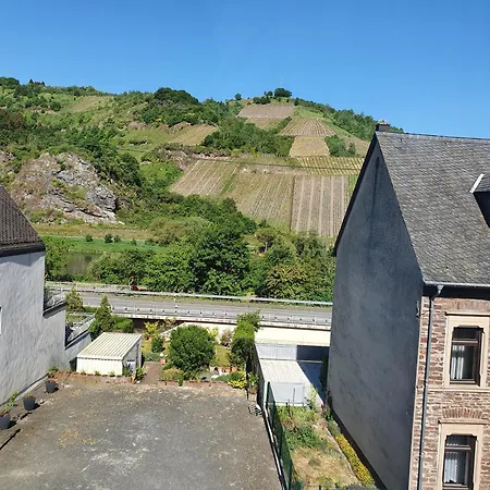 Hotel Gaestehaus Zum Weinberg