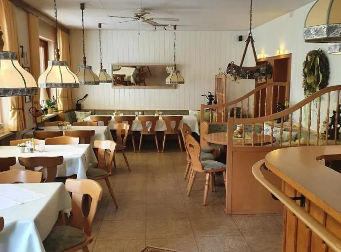 Gaestehaus Zum Weinberg *