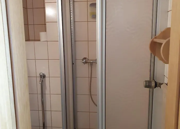 Gaestehaus Zum Weinberg Hotel Burg (Bernkastel-Wittlich)